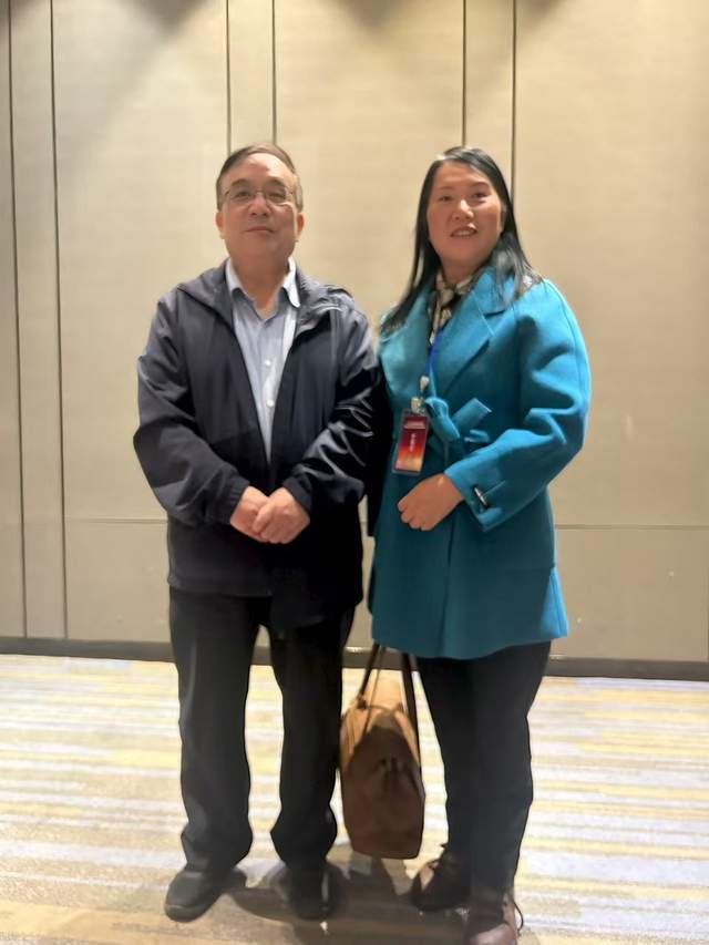 湖南芙蓉律所楊之英律師獲聘中國公路學會法律工作委員會委員