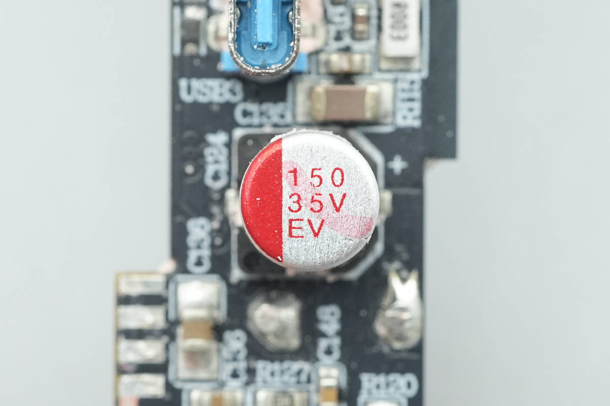 支援APP跨端查詢一鍵管理，安克Prime 150W充電底座拆解