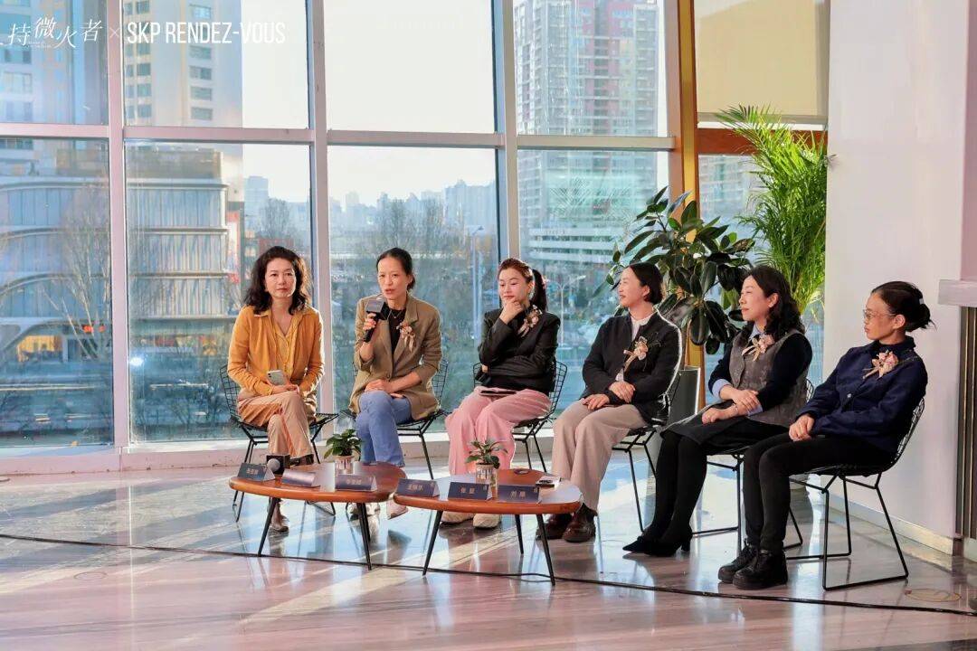 心中有愛，手中有光：“持微火者”女性文學好書榜2025年度十大好書頒獎