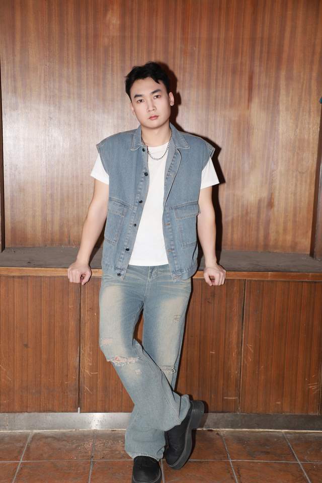 rookie：模特新锐，以汗水雕刻镜头锋芒